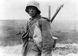 276px-German_soldier_on_the_Western_Front_191_IMG.jpg